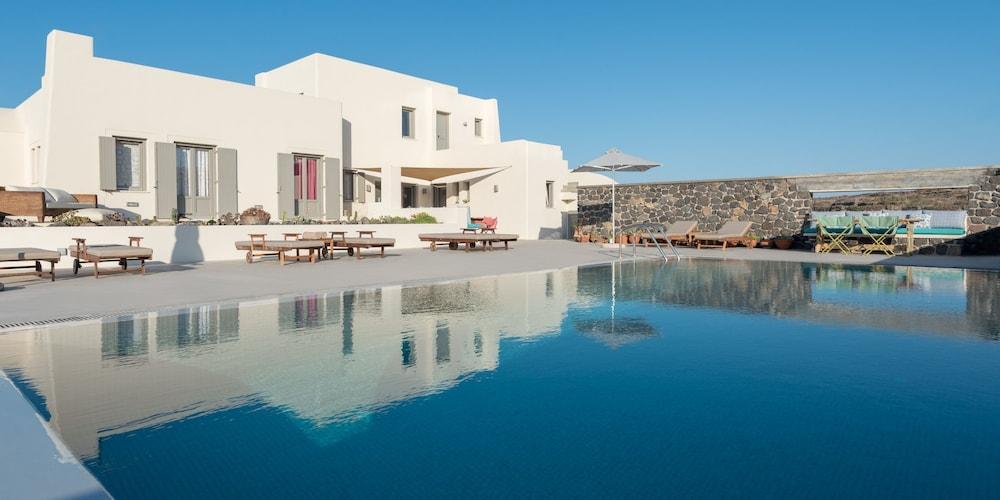 Home Of Lilies Fira  Exterior foto