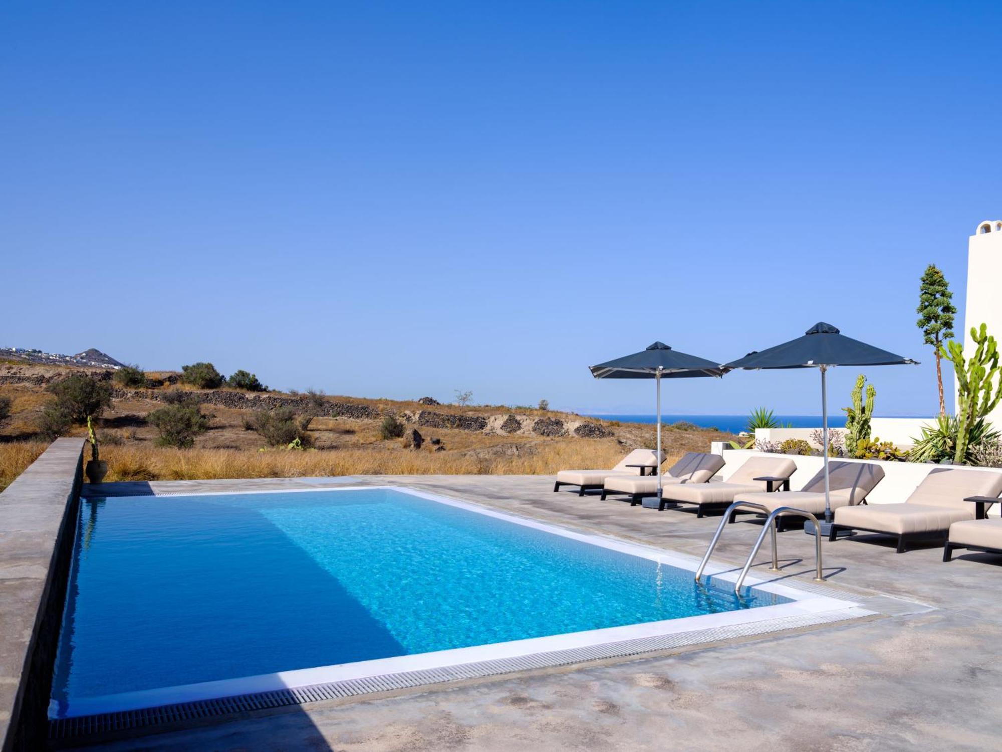 Home Of Lilies Fira  Exterior foto